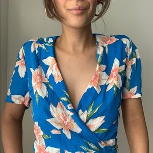 ZARA FLORAL HAWAIIAN WRAP WAIST CROP TOP